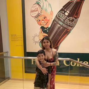 Meet your Posher, Rose